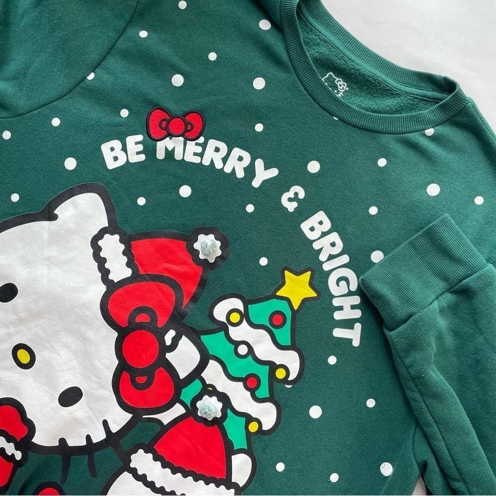 Hello Kitty Holiday Graphic Sweatshirt XXL - Picture 1 of 5